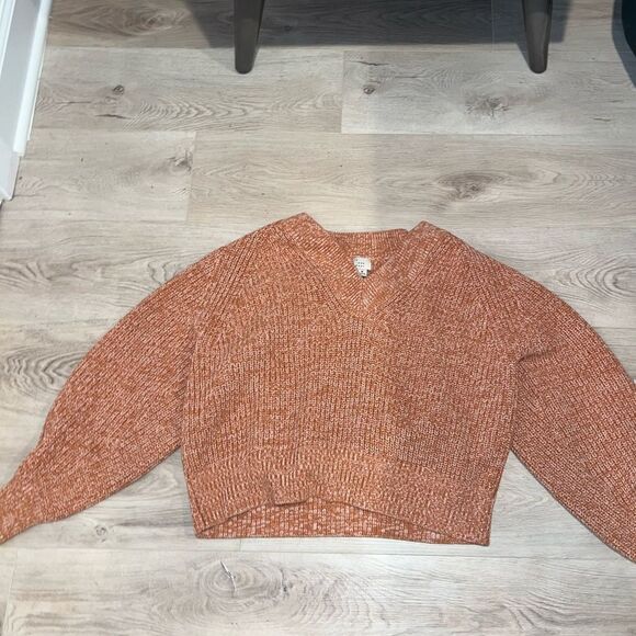 Orange knit vneck sweater - Picture 3 of 3